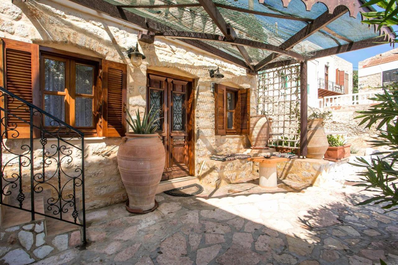 Anna'S House Traditional Chalki Town Exterior photo